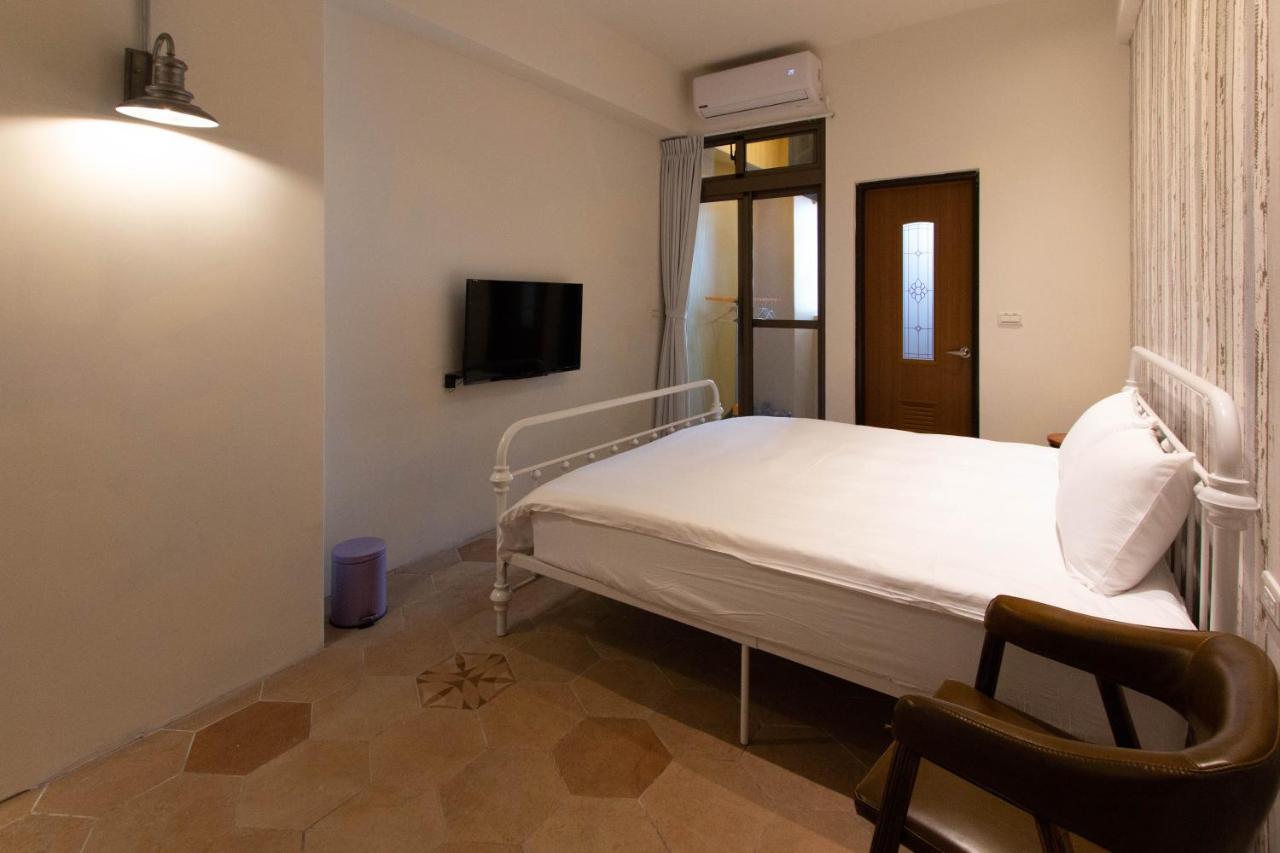 Love Inn Hualien City Exterior photo